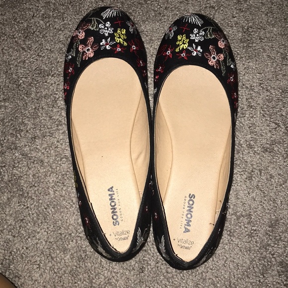Sonoma Flats - Picture 1 of 2